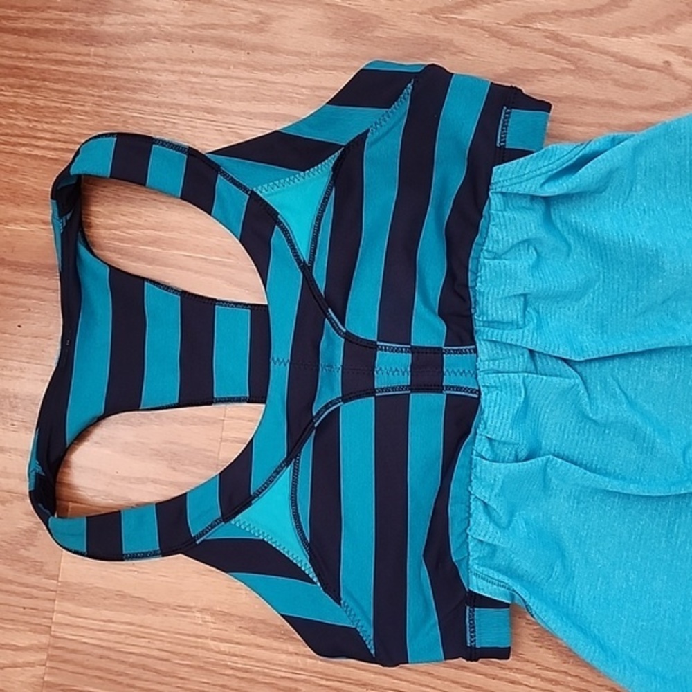 Lululemon Racerback top size 8 - Picture 2 of 8